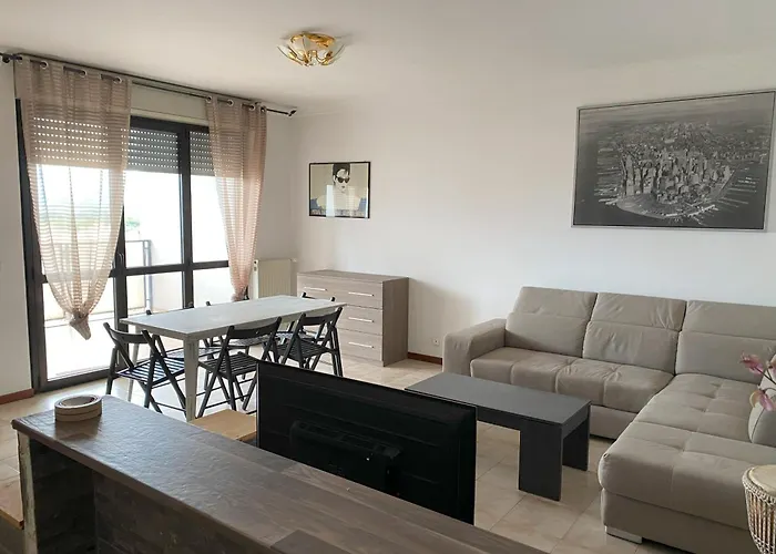 Spacious In Rome!